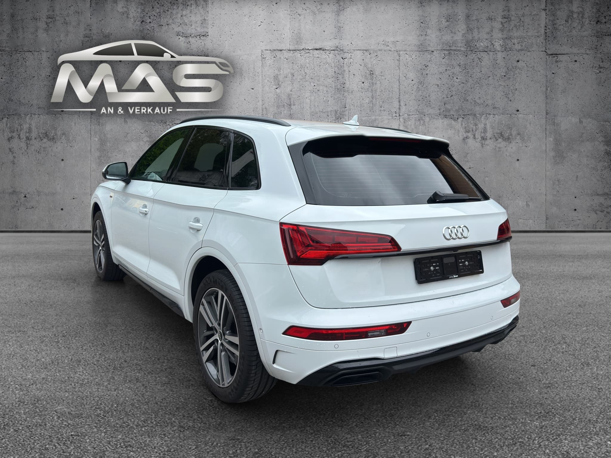 AUDI Q5 4