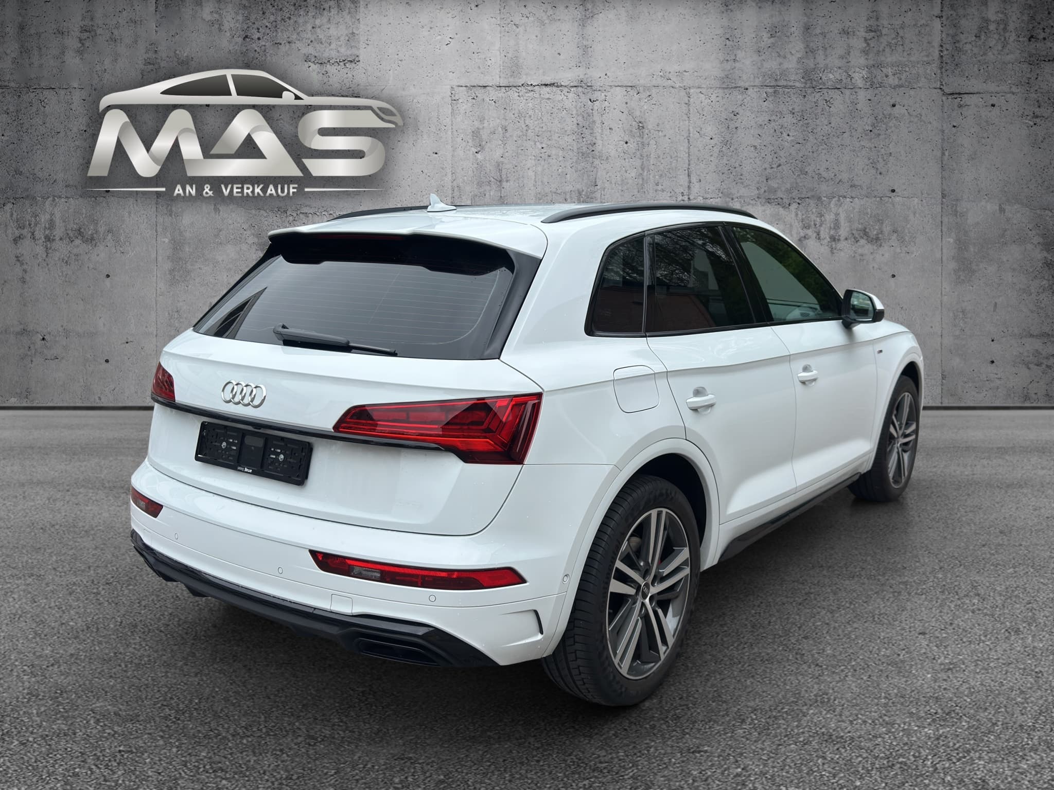 AUDI Q5 6