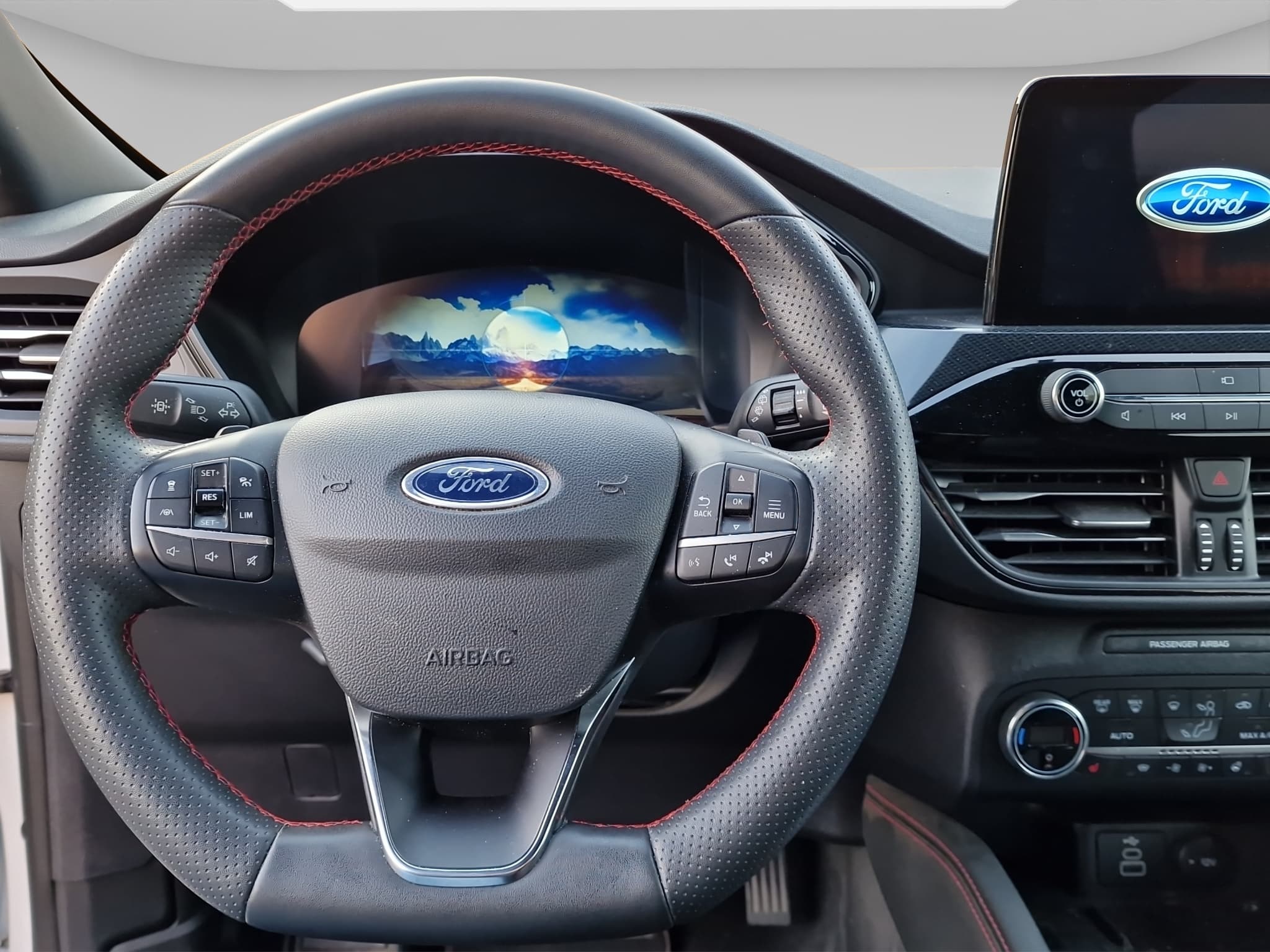 FORD KUGA 10