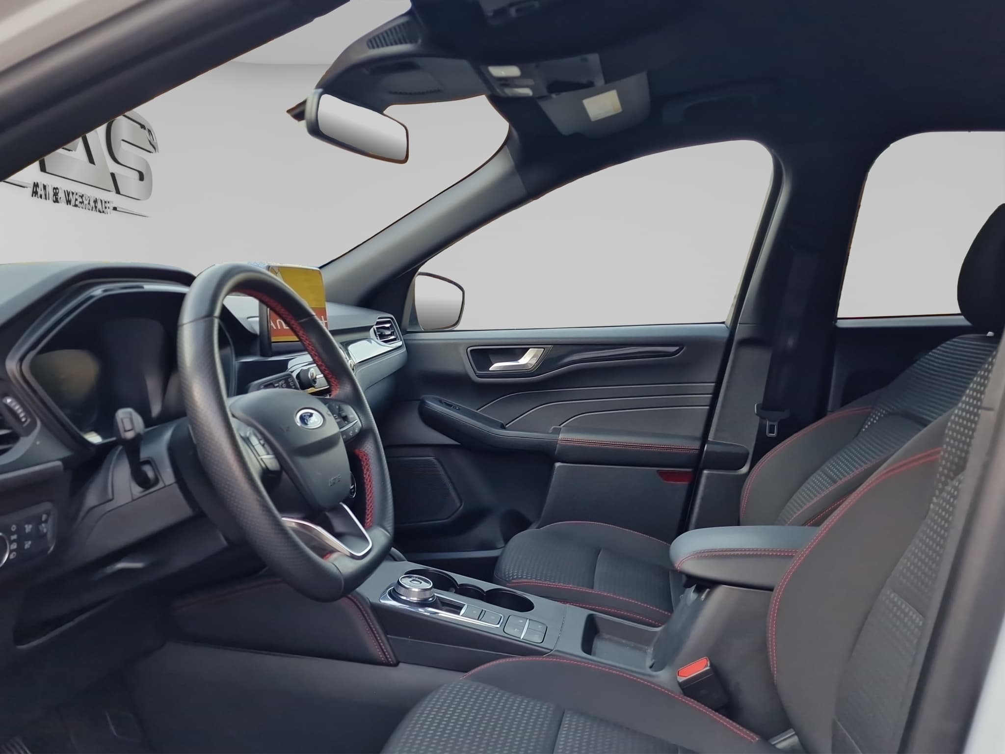 FORD KUGA 9