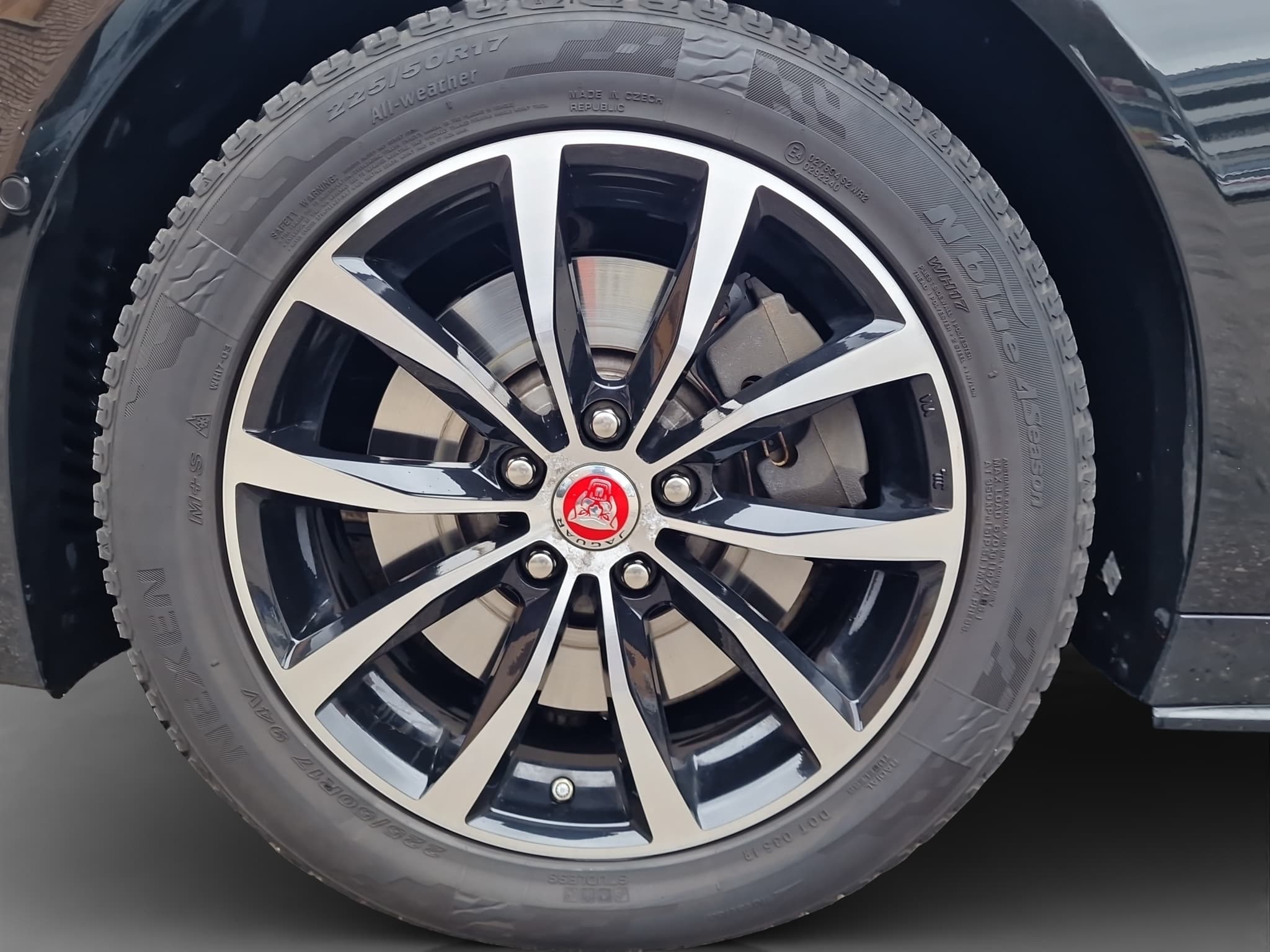 JAGUAR XE 14